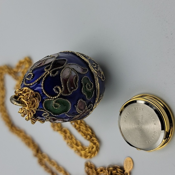 Enamel Egg pendant watch. main image 6